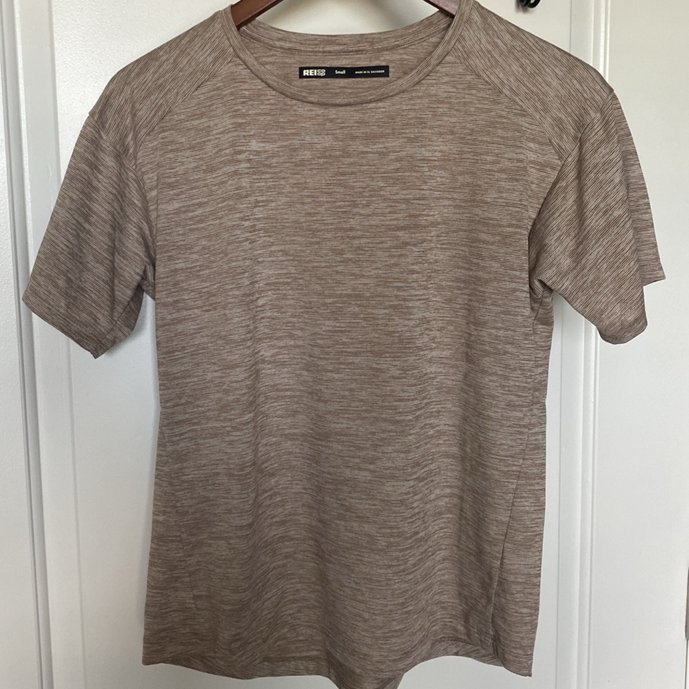 REI Co-op Women’s Shirt size SMALL - Quick Dry Fabric for Outdoors
